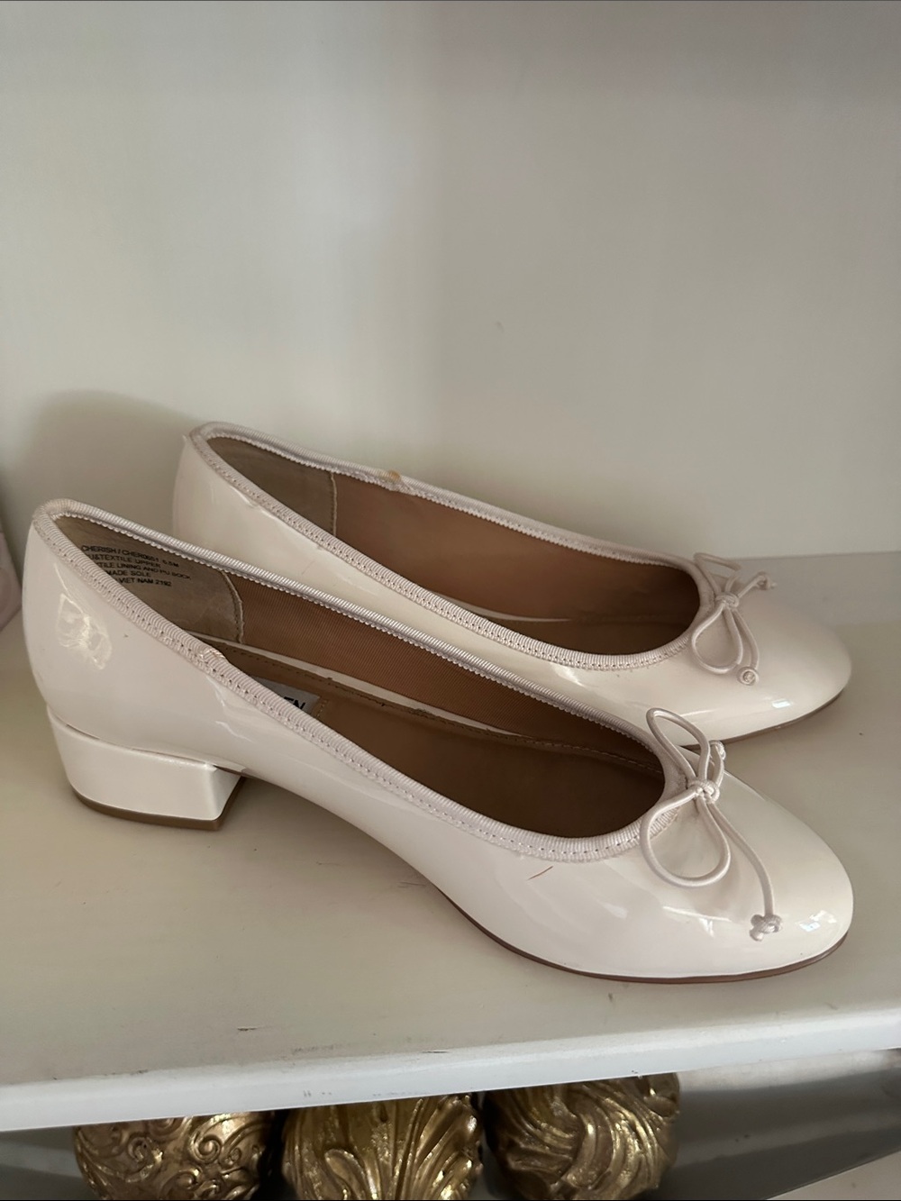 Steve Madden Cream Patent Ballet Flats with Low Block Heel - Picture 4 of 4